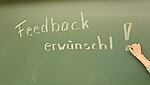 Tafel mit Aufschrift Feedback erwünscht